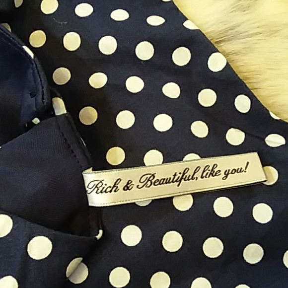 Dress - Picture 7 of 7